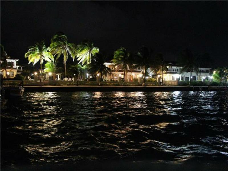 Isla Bonita Yacht Club Hotell San Pedro  Eksteriør bilde