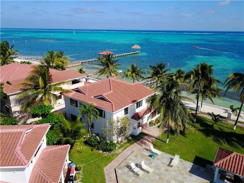 Isla Bonita Yacht Club Hotell San Pedro  Eksteriør bilde