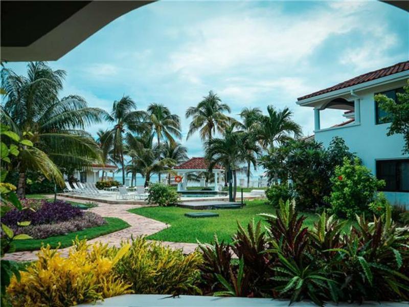 Isla Bonita Yacht Club Hotell San Pedro  Eksteriør bilde