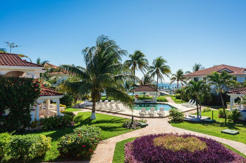 Isla Bonita Yacht Club Hotell San Pedro  Eksteriør bilde