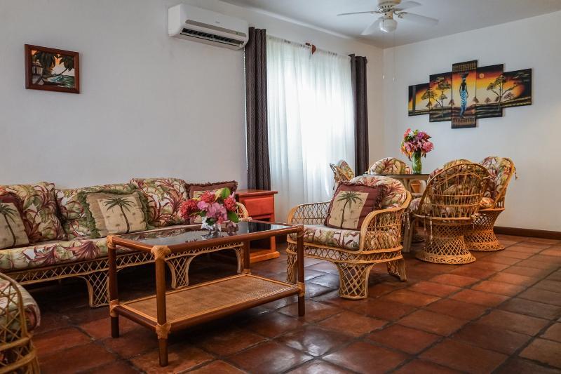 Isla Bonita Yacht Club Hotell San Pedro  Eksteriør bilde